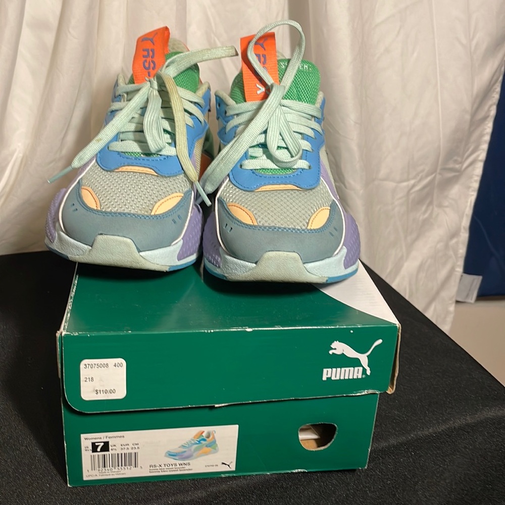 Womens Puma RS-X Toys size 7. Multicolored pastel sneakers